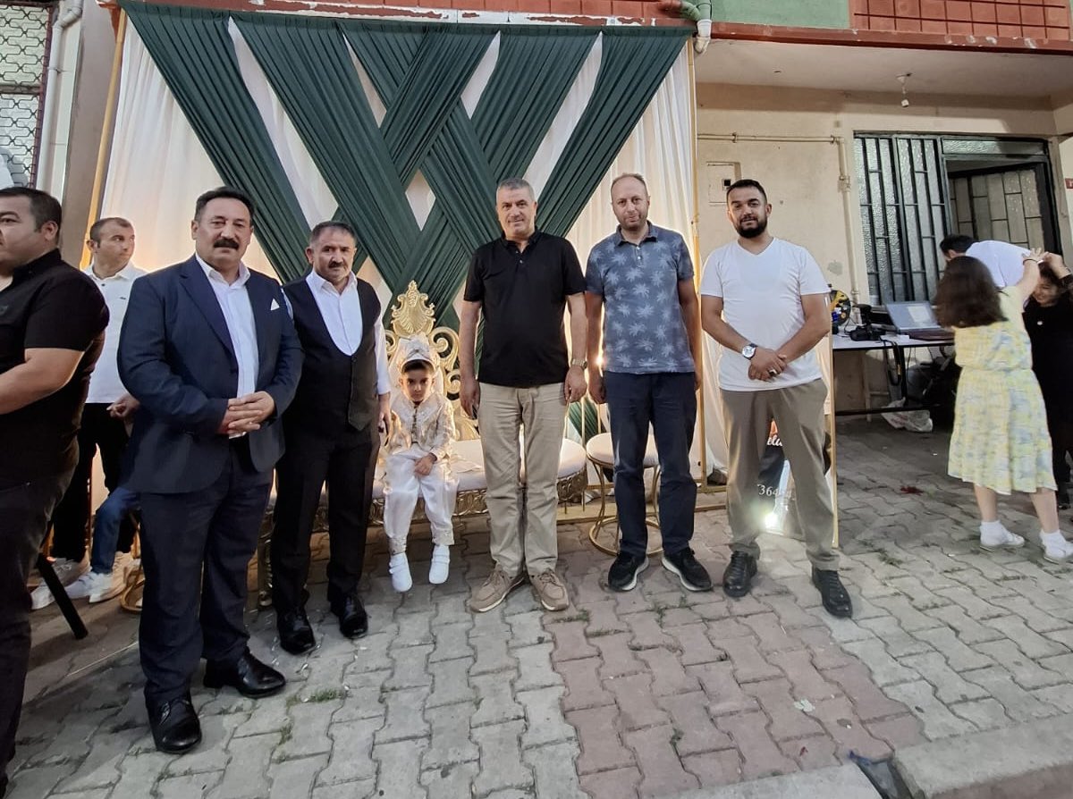 Tan Ailesi’nin kıymetli evladı Yiğit Hamza Tan’ın sünnet merasimine katılım sağladık