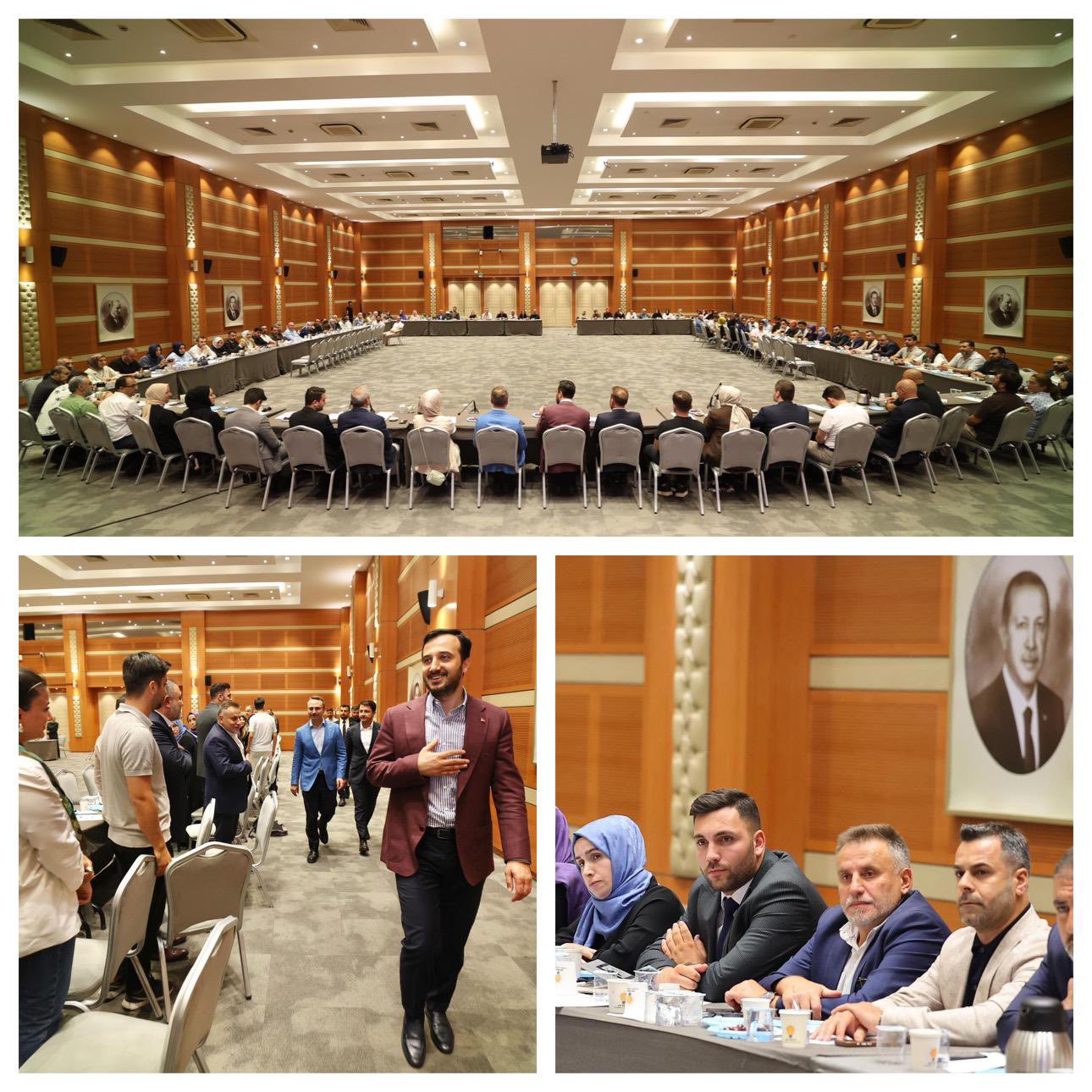 İnsan Hakları Komisyonu Başkanımız Sn. Muhammet Bak, İl Başkanlığımızda gerçekleştirilen toplantıya katılım sağladı.