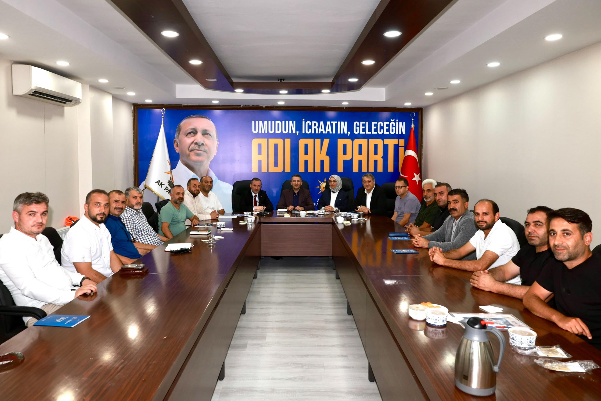 Haftalık Olağan Mahalle Başkanları Toplantımız, Sn. Yurdanur Bika ve Sn. Ali Tombaş’ın Katılımıyla Gerçekleşti