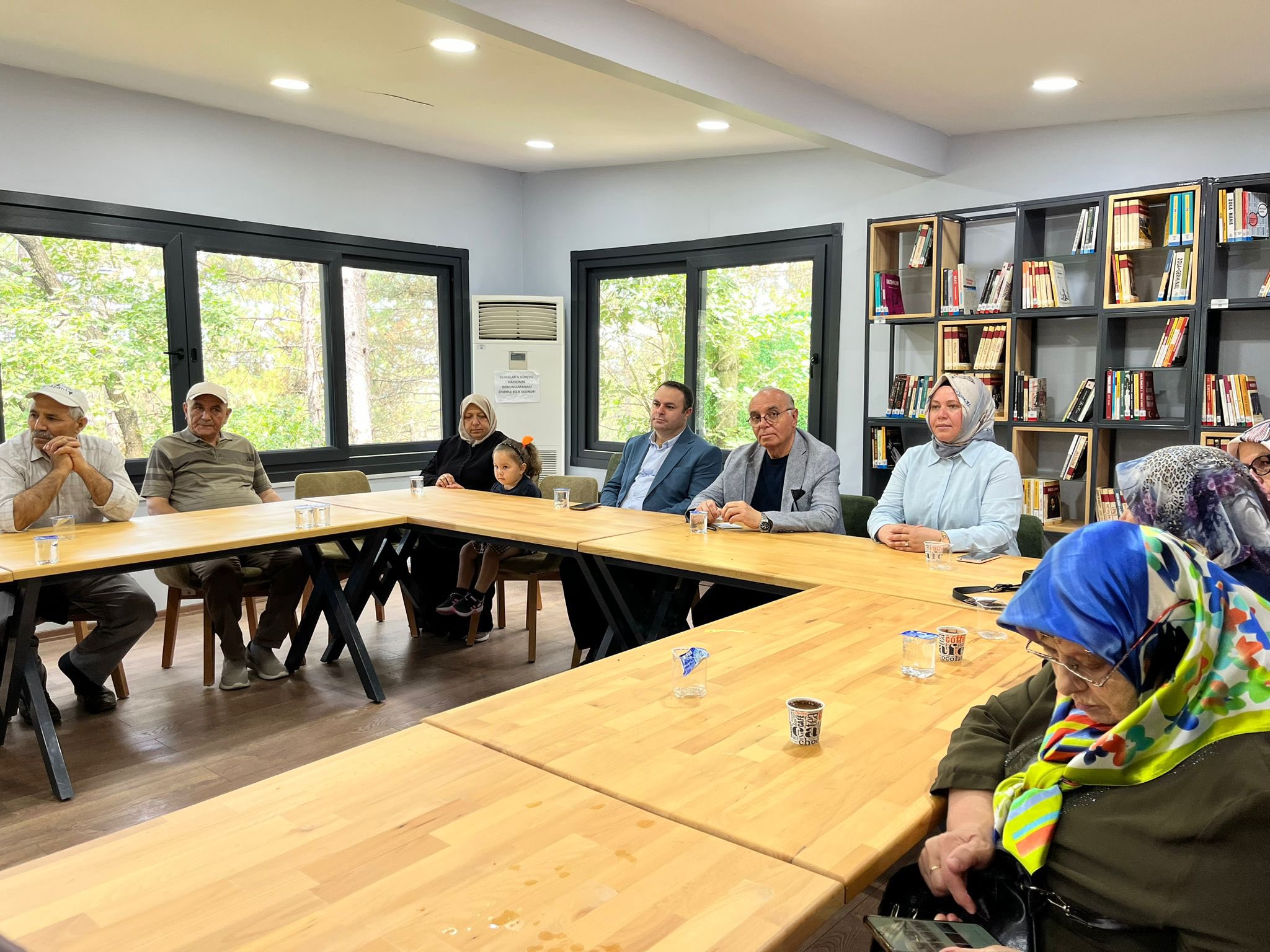 AK Parti İstanbul İl Yaşlılar Komisyonu’ndan sorumlu Başkanımız Sn. Selahattin Sönmez’i ilçemizde misafir ettik.