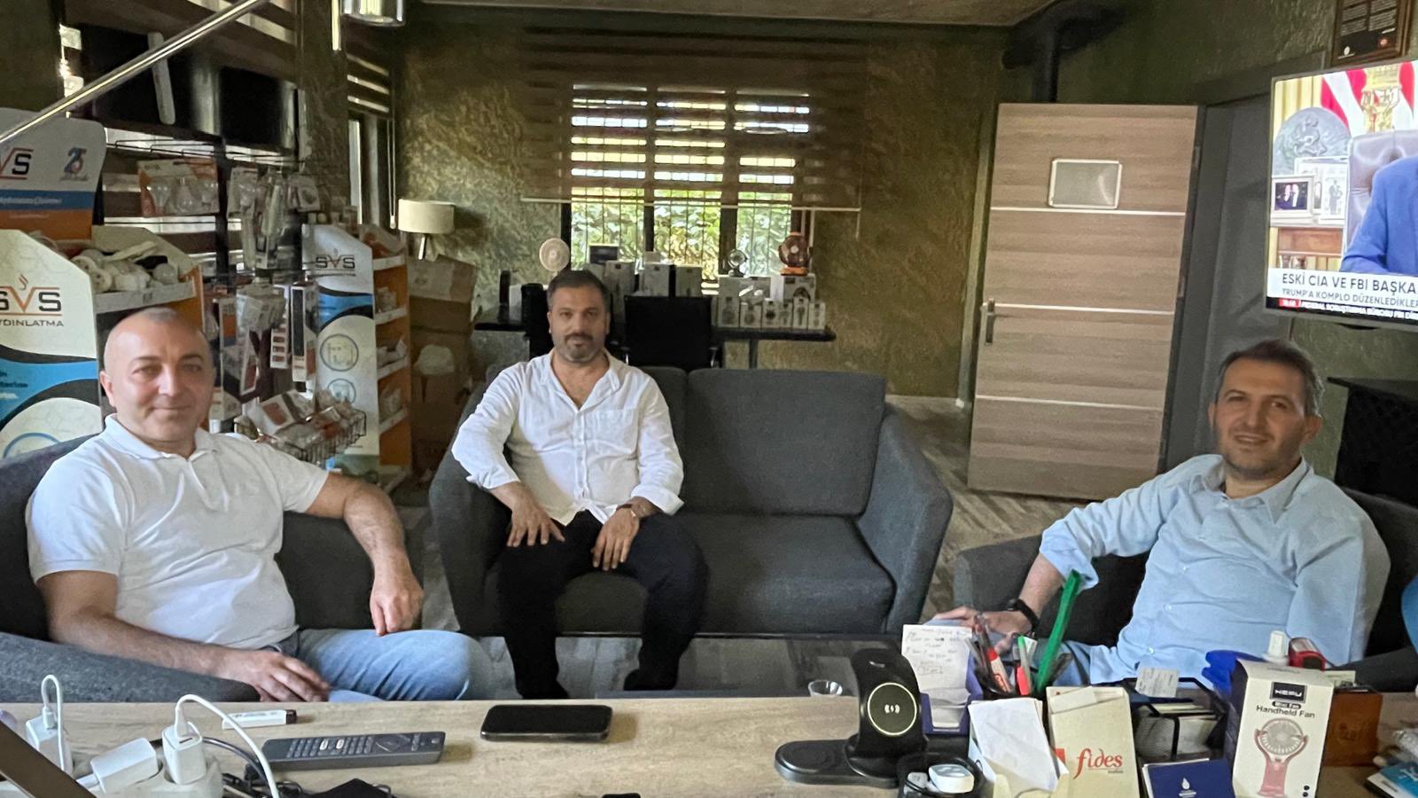 İlçe Başkanımız Sn. Ayhan Üşdi’den Cumhur İttifakı Paydaşlarımıza Nezaket Ziyareti