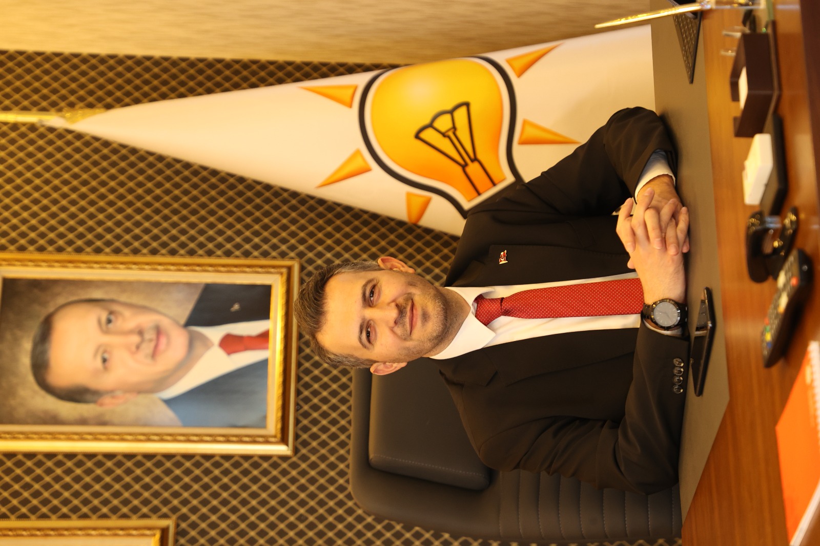Ayhan ÜŞDİ